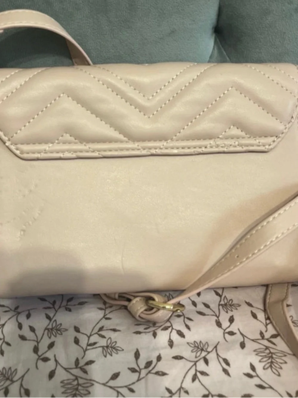Women's Quilted Crossbody Bag in Light Beige